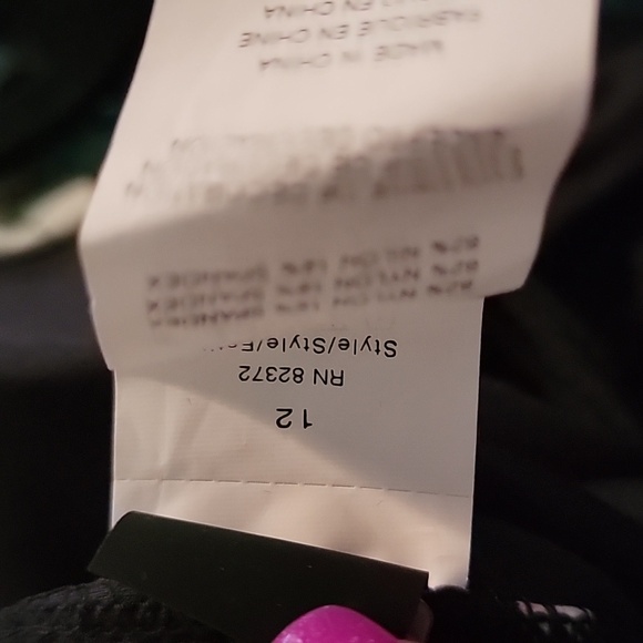 Island Escape One-Piece swimsuit.  Size 12 - Picture 8 of 9